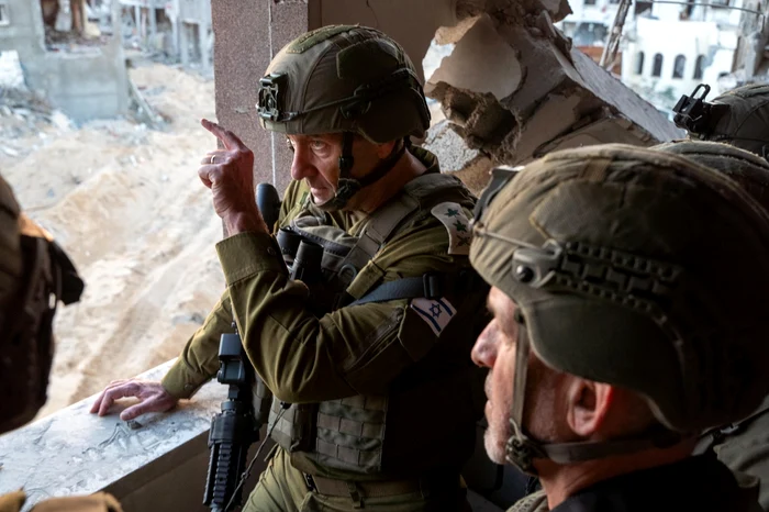 Șeful Statului Major al Israelului în zona unde a fost ucis liderul Hamas FOTO EPA-EFE