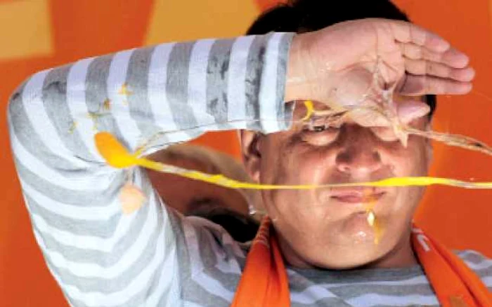 „Războiul ouălor“ înviorează eurocampania în Cehia