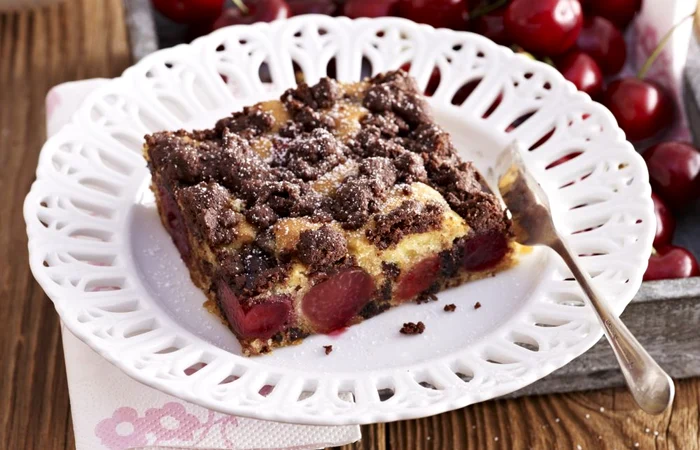tarta frantuzeasca cu cirese jpeg