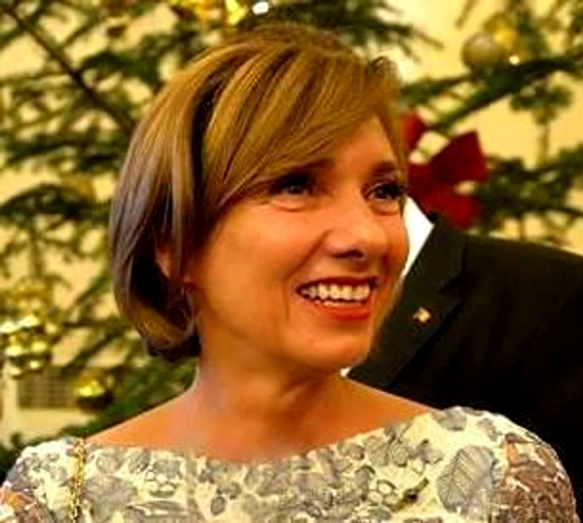 
    Aceasta este actuala imagine a lui Carmen IohannisFoto: Arhivă personală  