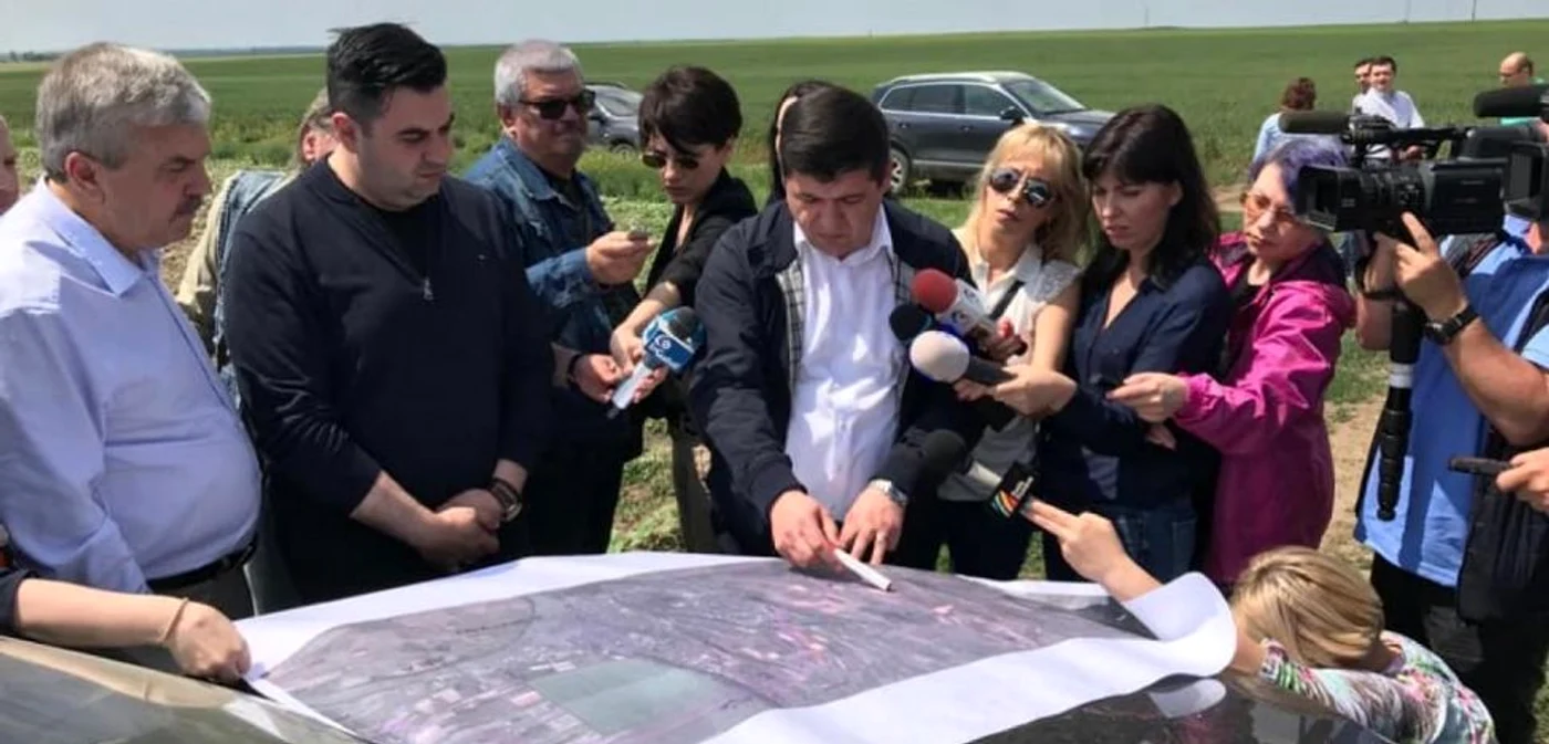 Prezentarea amplasamentului vizat pentru aeroportul de la Galaţi FOTO CJ Galaţi