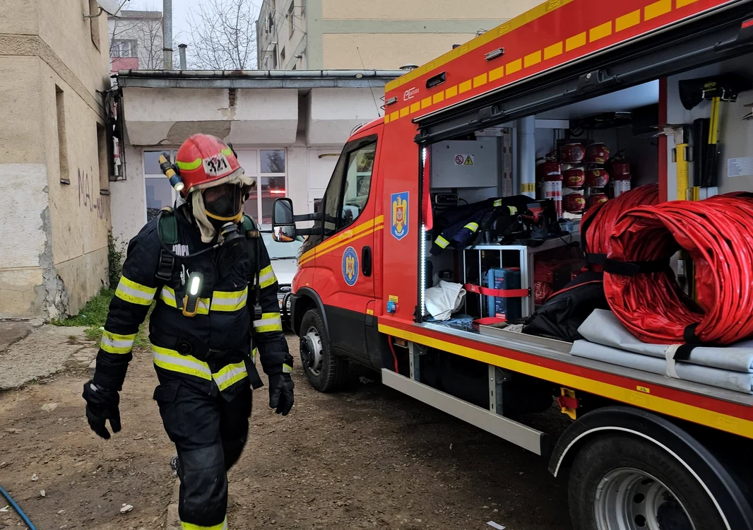 Pompierii au intervenit rapid. FOTO ISU Botoșani