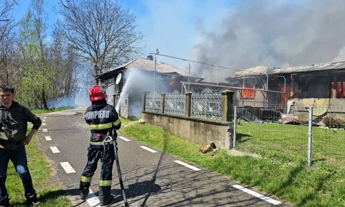 Incendiu Rucăreni ISU Vrancea (7) jpeg