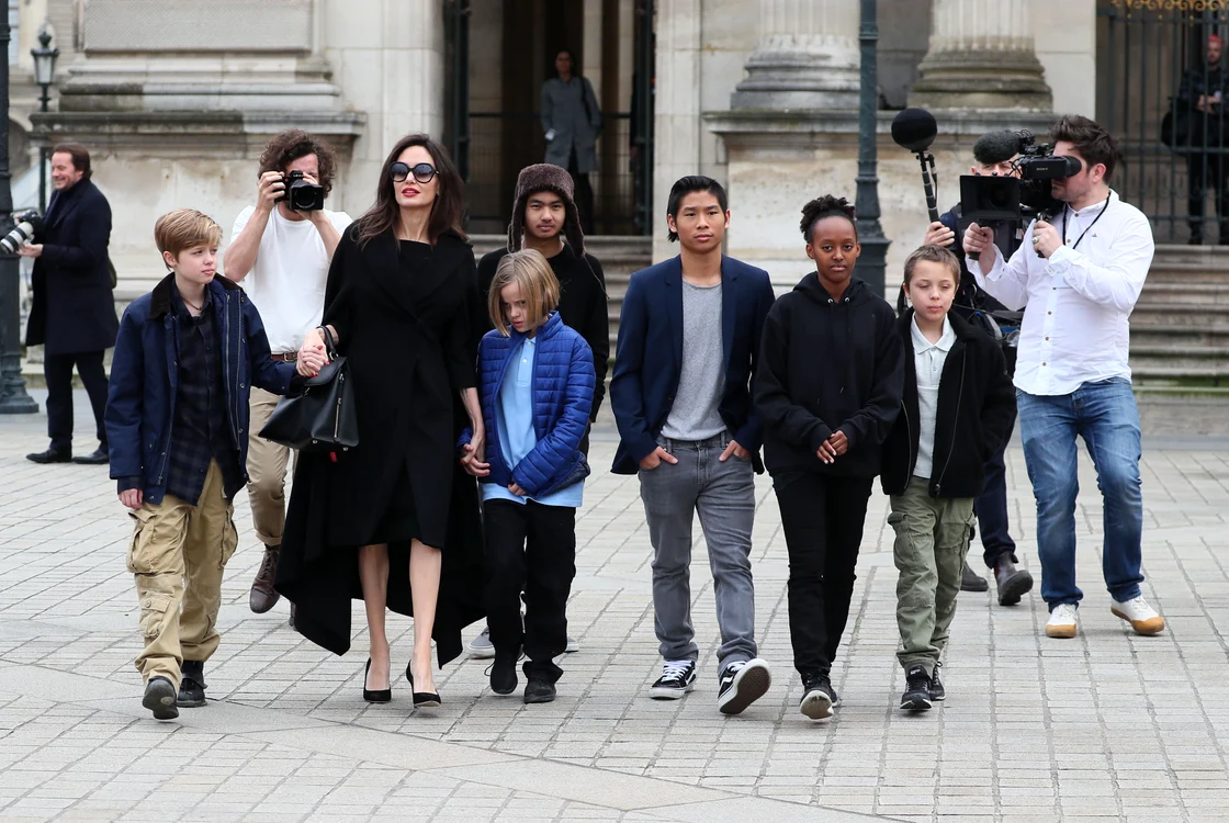 hepta 3370939 angelina jolie jpg jpeg