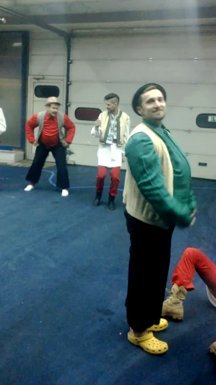 Razvan şi Dani nu ratează nici un prilej în care se pot distra Foto Captură