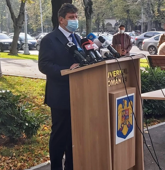 Eduardt Cozminschi, președintele ANPC, a vorbit astăzi despre controalele făcute la comercianții de măști de protecție