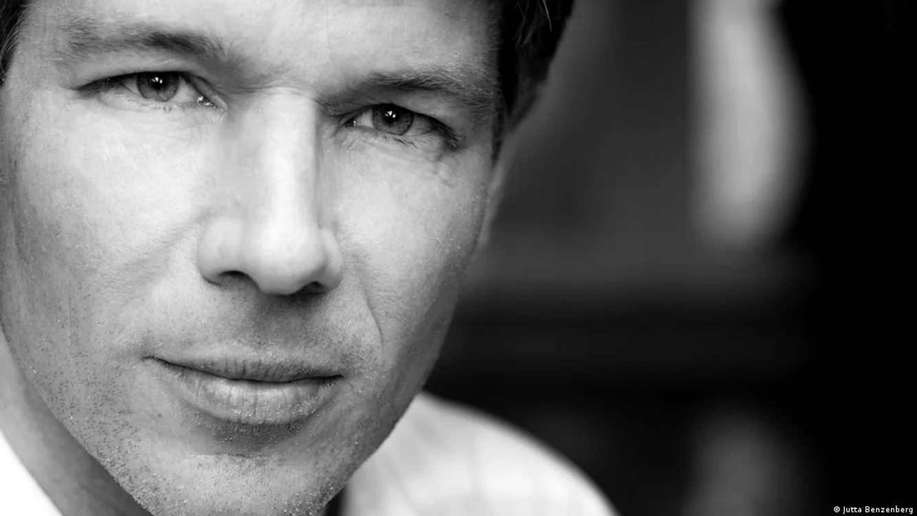 Prof. Oliver Jens Schmitt