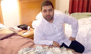 Liviu Puştiu şi a etalat avuţia după un turneu în SUA jpeg