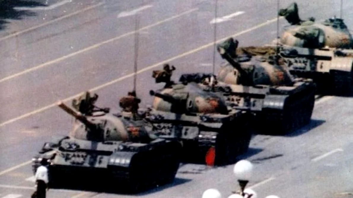 20 mai: Masacrul din Piaţa Tiananmen jpeg