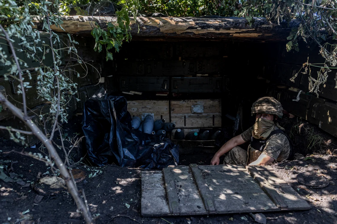 Depozit de obuze pe linia frontului. Ucraina. Foto: Profimedia