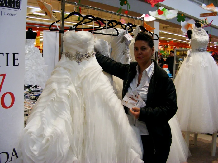 Rochiile de mireasă au atras toate privirile FOTO Corina Macavei