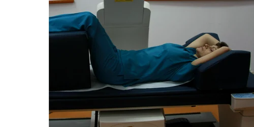 DXA este o metoda neinvaziva de masurare a densitatii osoase