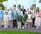 Prințul Daniel, Prințesa Estelle, Prințul Oscar, Prințesa Victoria, Regina Silvia și Regele Carl Gustaf, Prințesa Madeleine, Prințul Carl Philip, Prințesa Sofia, Prințul Julian cu mâna în ghips. FOTO: Casa Regală suedeză