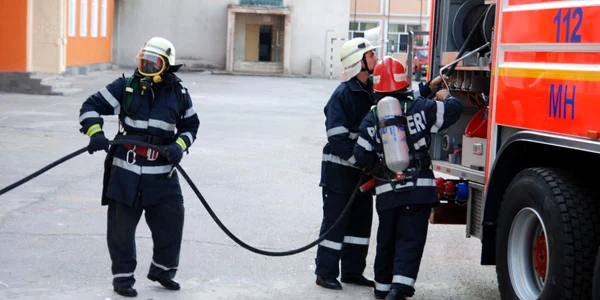 pompierii au lichidat incendiul în câteva minute