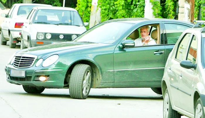 Cântăreţul conducea un Mercedes Clasa C (capturi RTV)