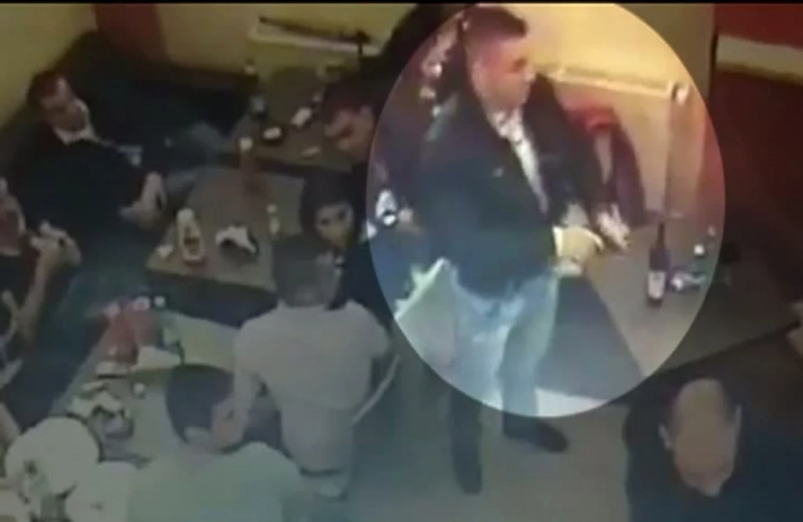 
    Cadru din momentul altercaţiei. (captură video)  