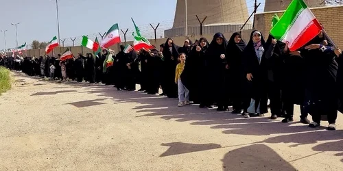 FOTO X / Defensive Century @Def_Century