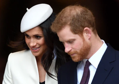 markle si harry 2 jpg