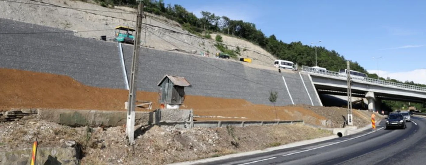 O fântână a scăpat de demolare. FOTO: Daniel Guţă. ADEVĂRUL.