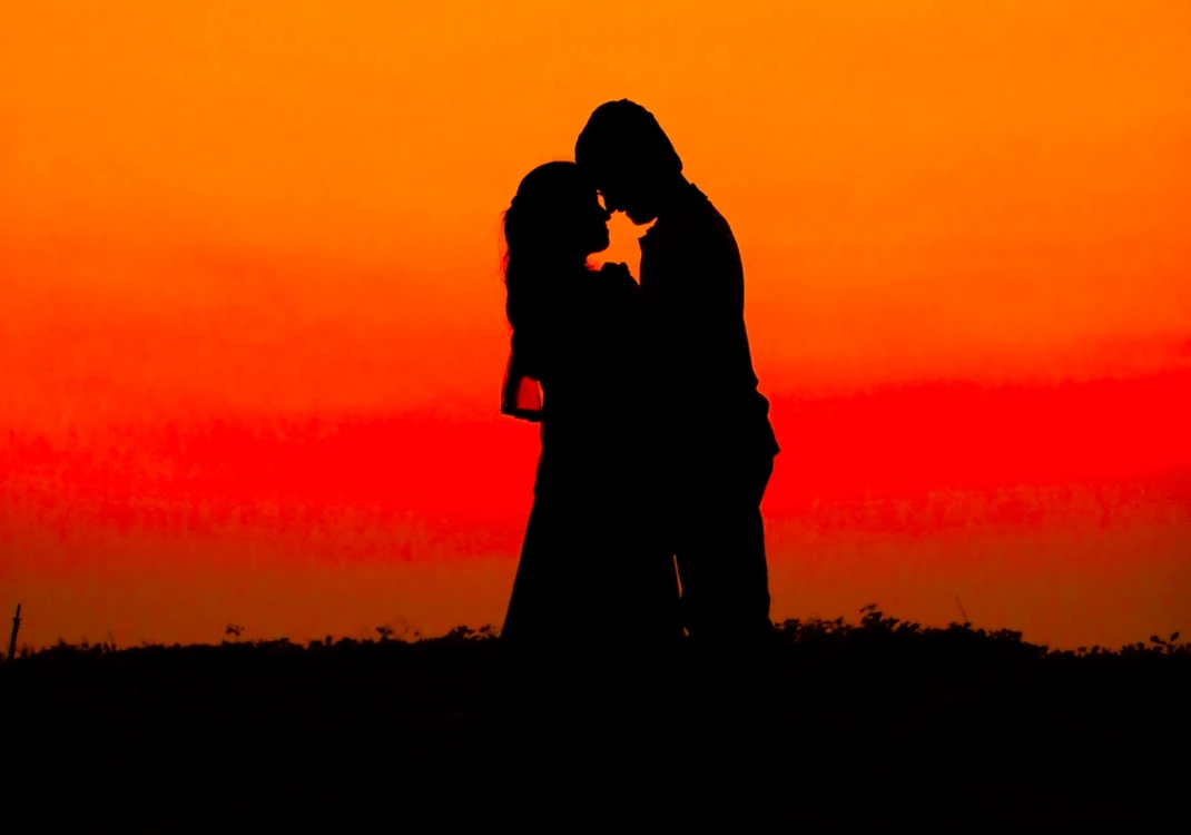
    Horoscop 9 septembrie 2021: Peștii simt nevoia de romantism și intimitateFoto: unsplash.com  
