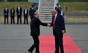 Donald Trump și Putin în Alaska gif