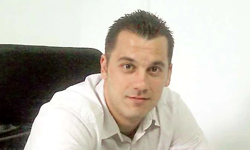 Psihoterapeutul Andreas Hniatiuc ne spune cum să facem faţă schimbării care ne aşteaptă în acest weekend jpeg
