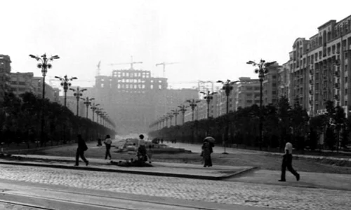 De la Casa Scânteii la Casa Poporului jpeg