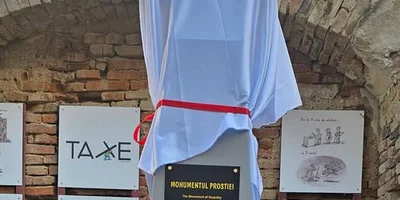 Monumentul Prostiei FB Costel Pătrășcan jpg