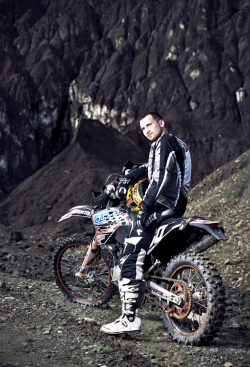 
    Dani Oţil vrea să îşi deschidă şcoală de enduro  