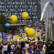 Protest Educație - profesori în marș pe podul Basarab FOTO Inquam  / Octav Ganea