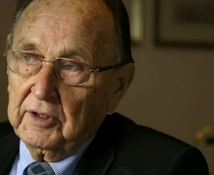Hans-Dietrich Genscher, unul din arhitecţii reunificării Germaniei