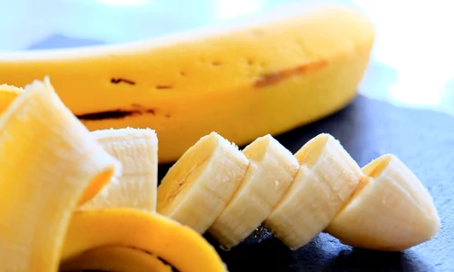 banana gc311f3832 1920 jpeg