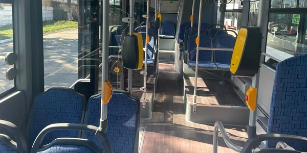 autobuze hibrid foto primaria Pitesti jpg