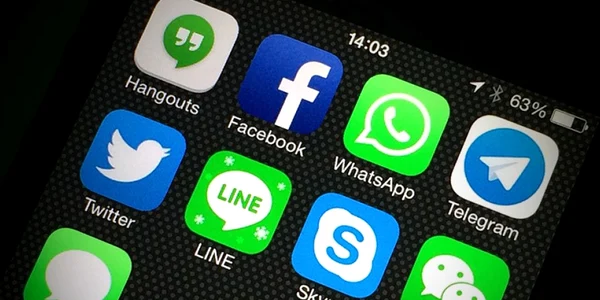 aplicatii socializare
