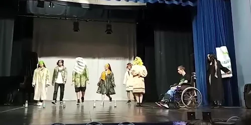 Iustin şi-a jucat pe scenă rolul din viaţa reală