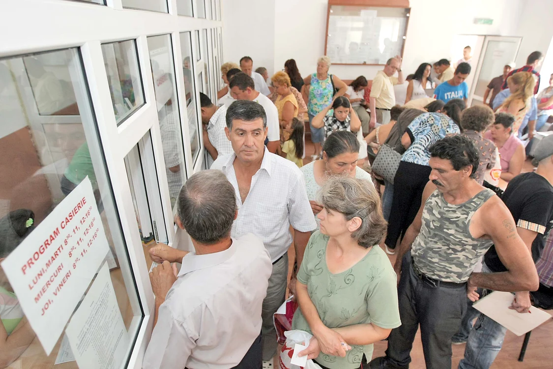 
    Mai sunt fix cinci zile până când ne alegem primarii, consilierii şi preşedinţii de consilii judeţene.  