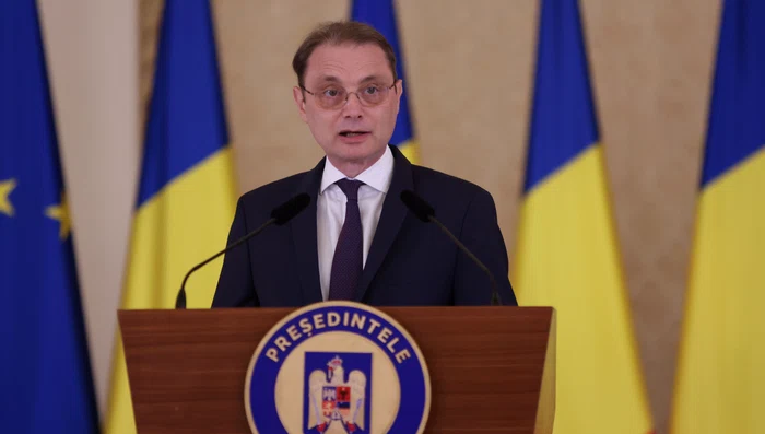  Luca Niculescu 