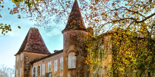 Castelul Castelmore Franta FOTO French Country Adventures Facebook jpg