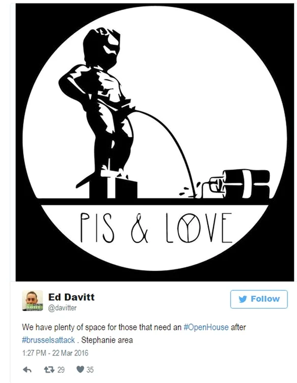 Oamenii oferă un loc de dormit celor afectați de atentate