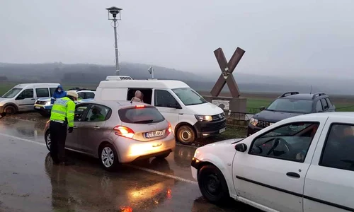 Peste 130 de jandarmi şi poliţişti asigură măsurile de ordine publică la ceremonialul religios jpeg