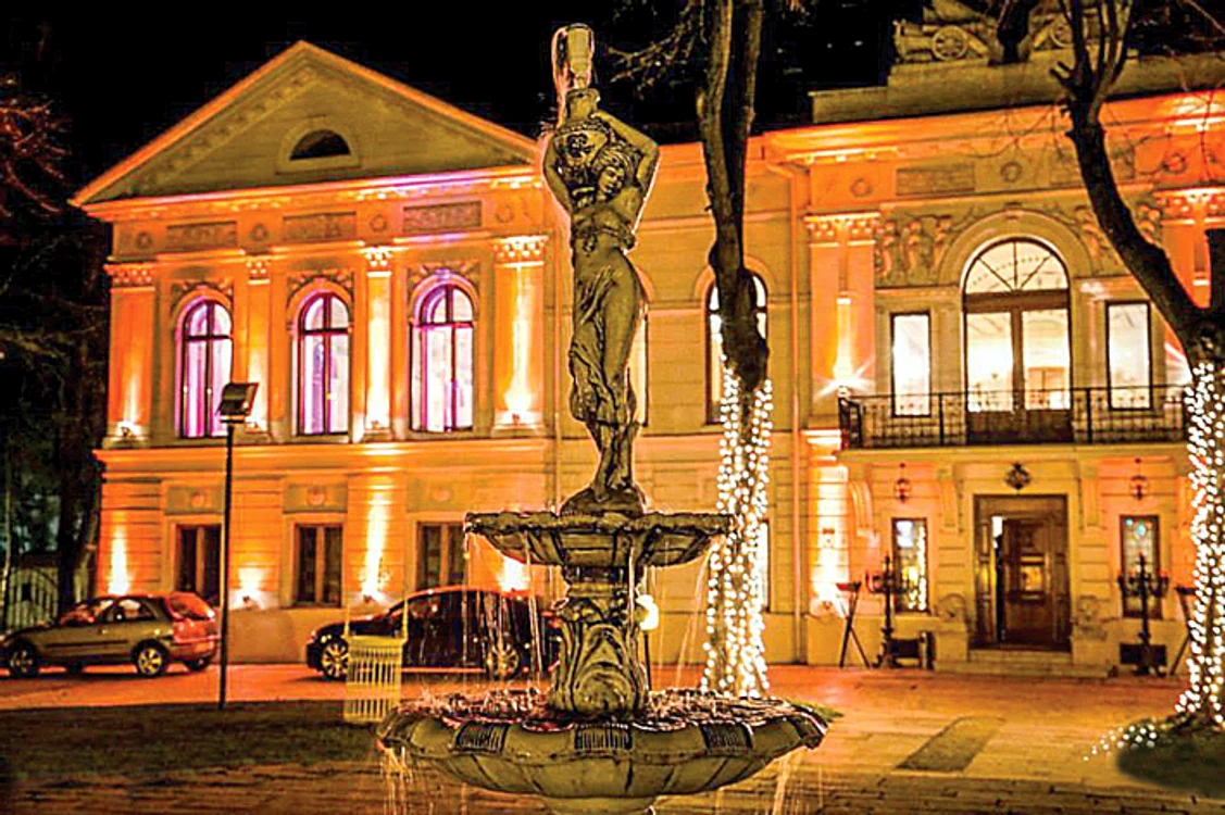 Palatul Ghica Tei oferă bilete la 300 de lei
