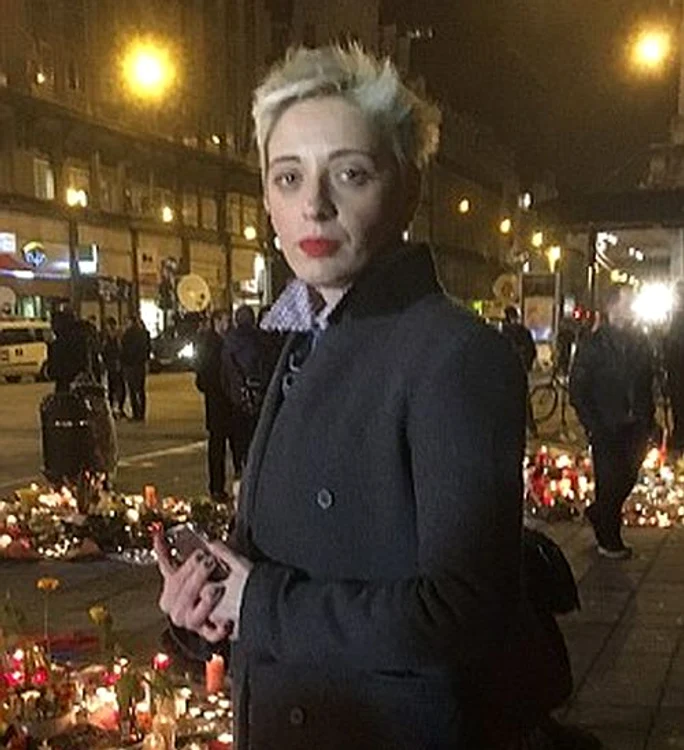 Ketevan Kardava (36 de ani) este jurnalista din spatele fotografiei cu Nidhi Chaphekar