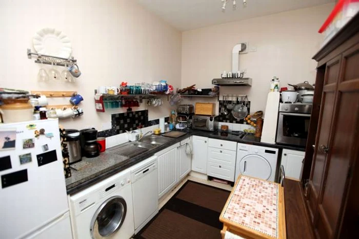 "Gaura din perete" a fost în anii 1800 un siloz