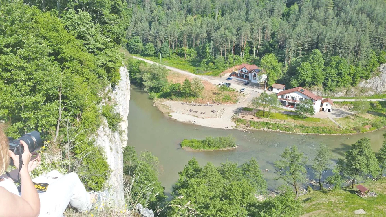Plaja Șuncuiuș este situată în mijlocul naturii. Foto: Click.