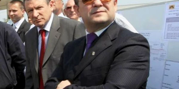 Boc vrea un top al universităţilor din România