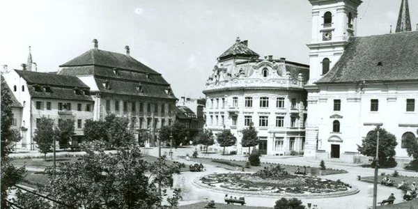 piata mare anii 50  foto razvanpop.ro