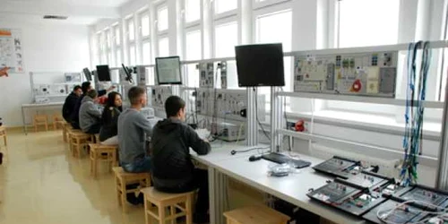 Laborator automatizari