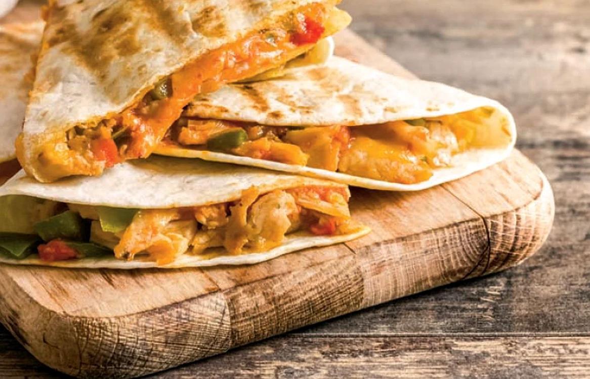 quesadilla cu pui si branza jpg