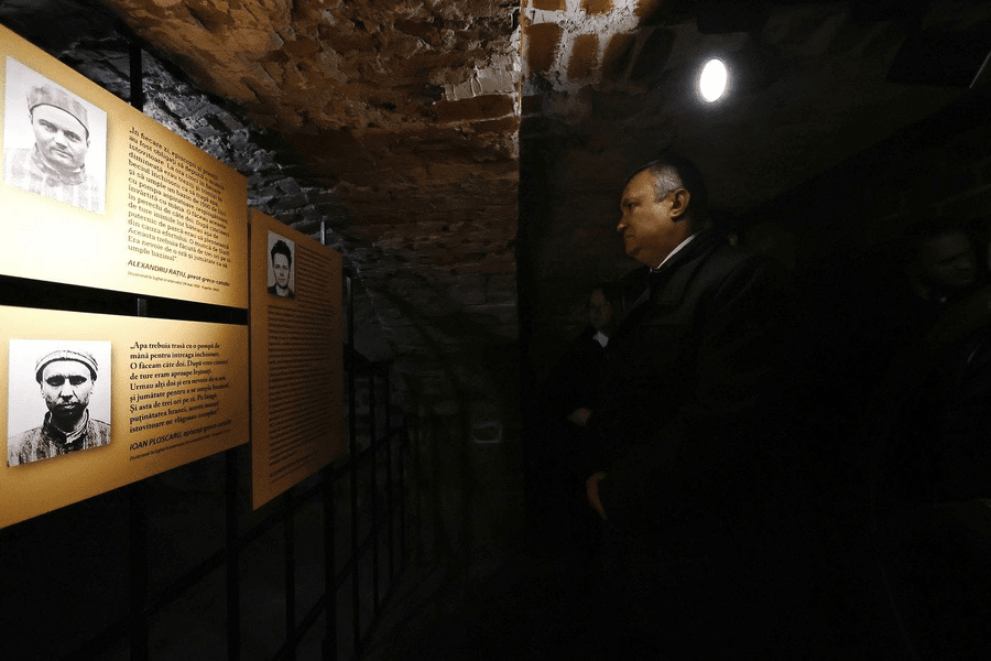 Ciucă: Să cinstim memoria celor care s-au opus unui regim criminal și odios. Cunoașterea trecului e necesară