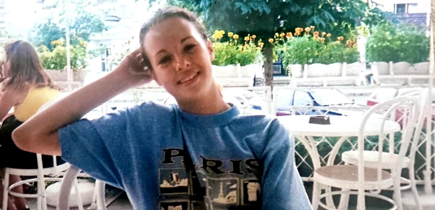 Livia Graur, în perioada liceului foto: arhivă personală 